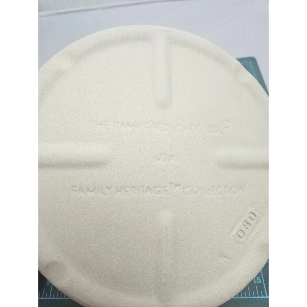 PAMPERED CHEF Family Heritage Stoneware 8